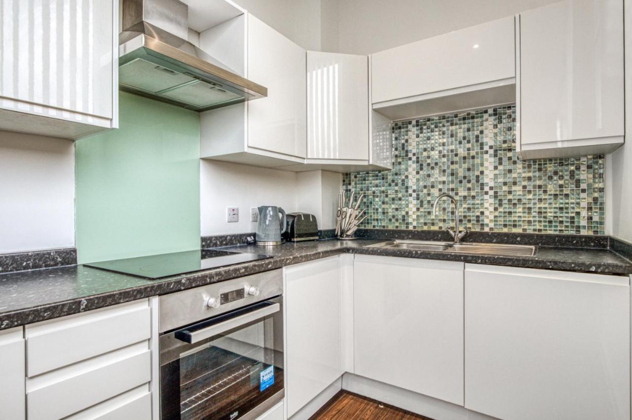 Apartamento Stylish Studio By Heathrow Airport Londres Exterior foto